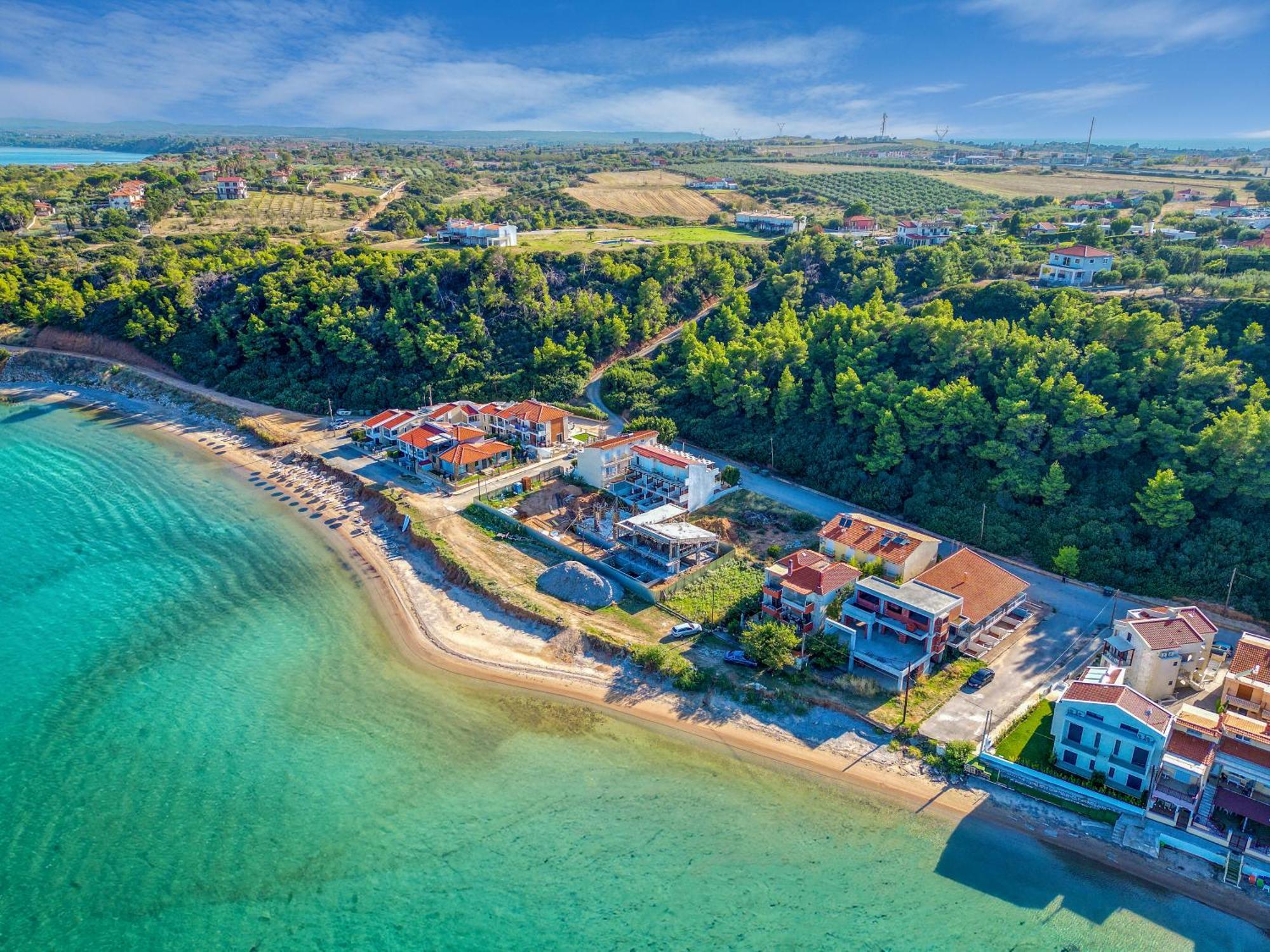 Elpiniki Luxury Rooms Nea Poteidaia Eksteriør billede